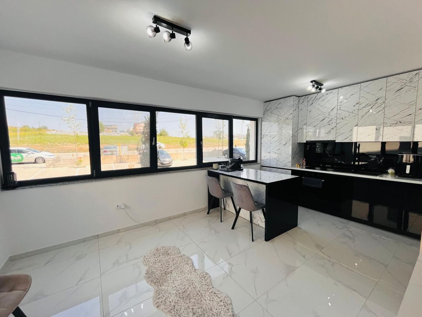 Eleganta si confort | 2 camere in bloc nou, parcare – zona Panoramic - Poză 20