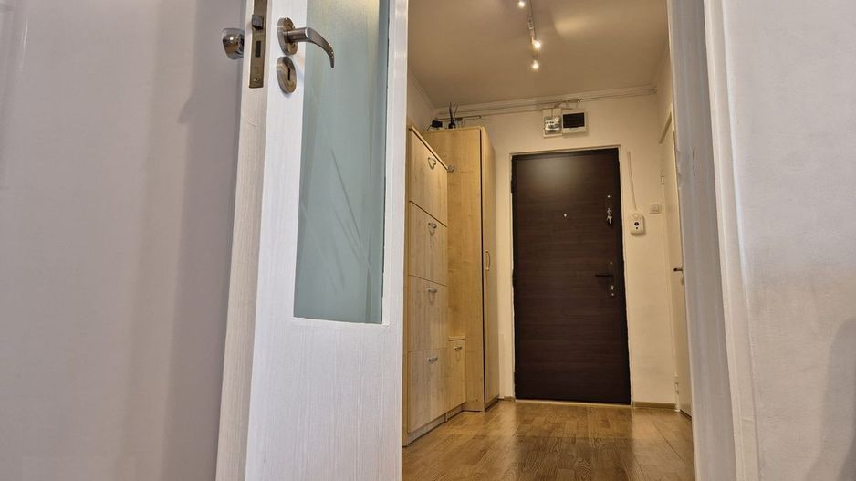 Apartament Luminos 4 camere cu Centrala si 2 locuri parcare. Izvorul Muresului. - Poză 17