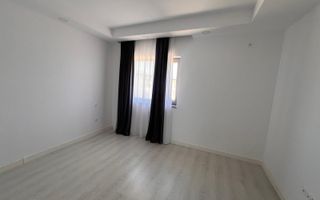 Vila 3 camere Cosmopolis - Poză 4