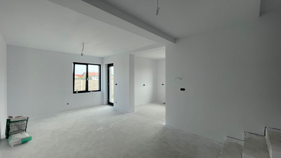 Duplex - 4 dormitoare- 116mp utili - 144.900€- Urseni - Poză 6