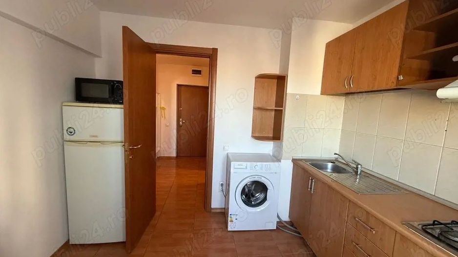 Închiriez garsonieră spațioasă, Calea Călărași - Piața Muncii - Poză 3