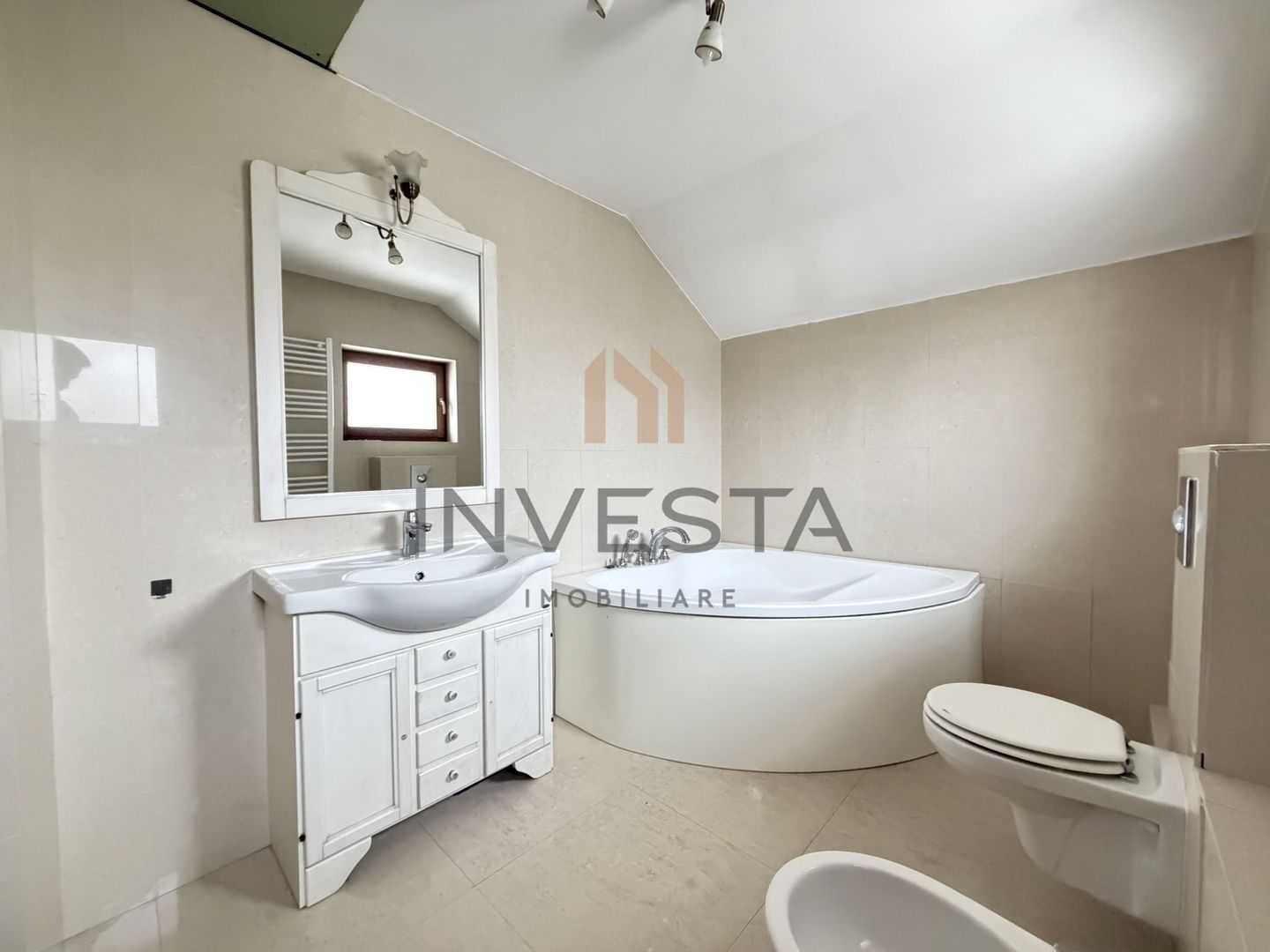 Casa spatioasa de inchiriat- zona Eugen Ionesco - Poză 20