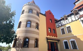 Mosnita Noua-Castel Royal| 2 camere| stil bavarez din lemn si piatra naturala - Poză 17