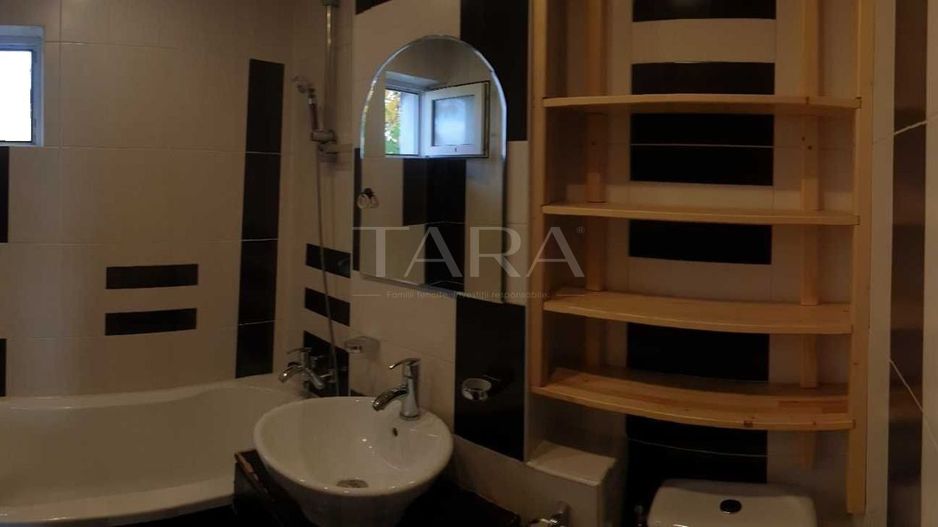 Apartament cu 2 camere de vânzare într-o vilă, zona de case, Cluj. - Poză 7