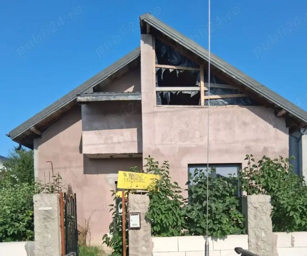 casă în Dascălu, IF - Poză 1