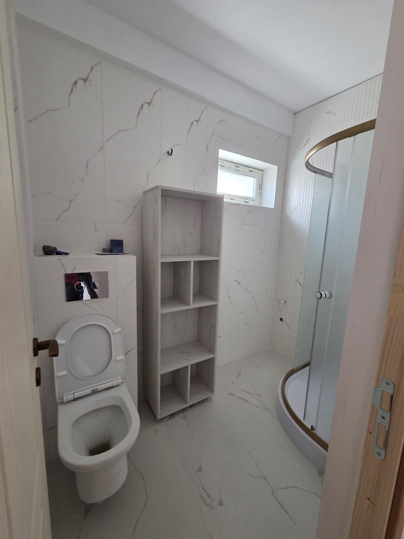 Apartament de vanzare 2 camere semidecomandat -  zona Bere - Pitesti - Poză 6