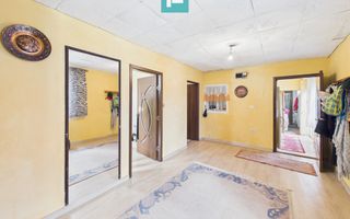 Casă cu 7 camere, teren generos in  Vladimirescu - Poză 5