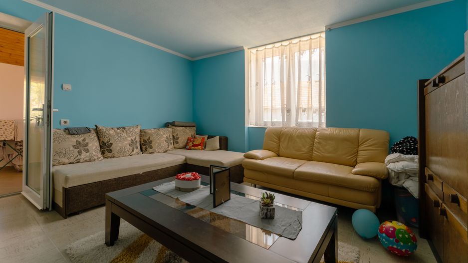 Casă cu teren 3332mp în Bătania - Poză 5