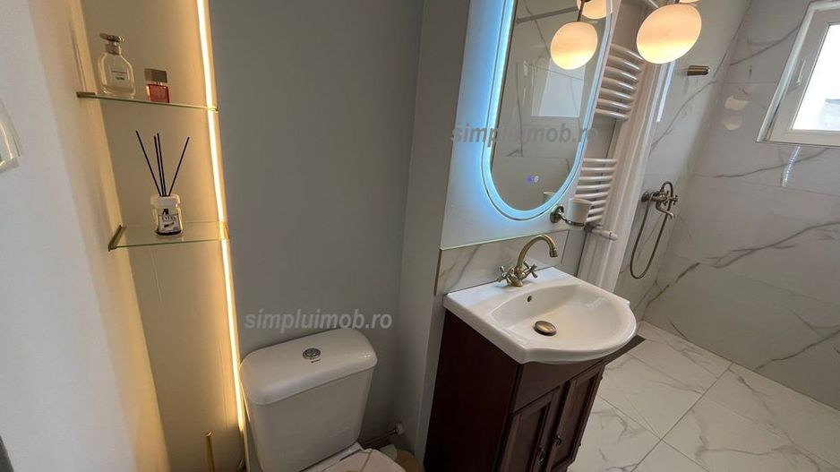 Superbă, mobilată, utilată, buncăr antiatomic Dristor  Rm. Sărat - Poză 8