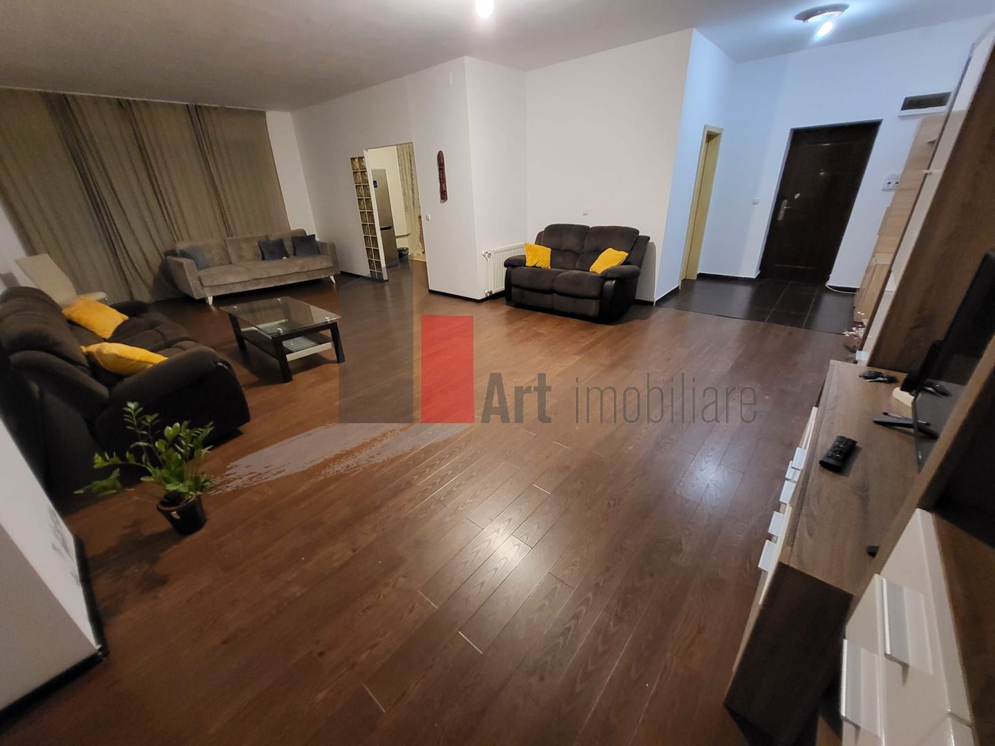 Apartament cu 3 camere de vanzare in zona Straulesti - Poză 17