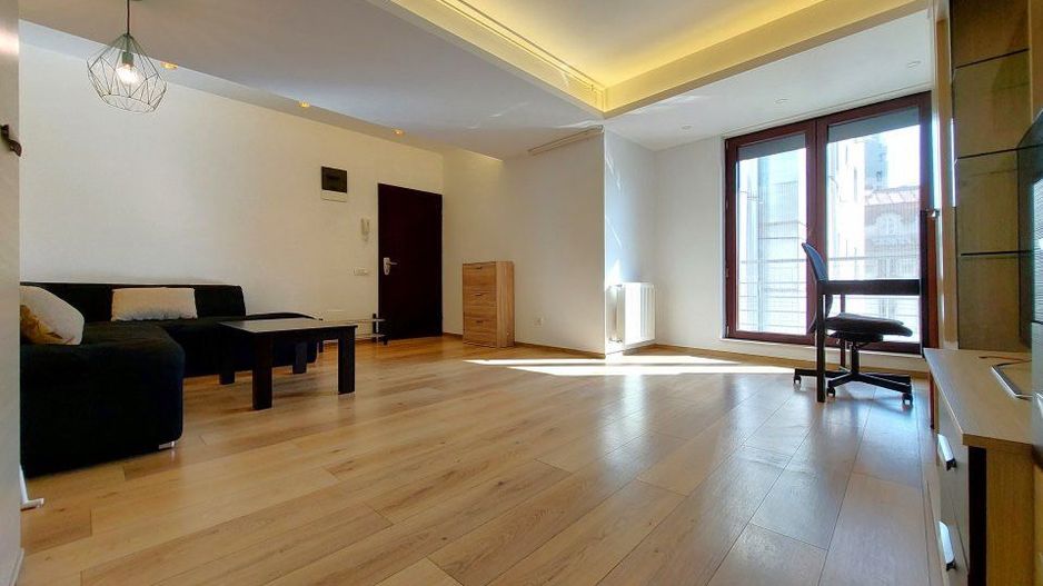 De Inchiriat Apartament 2 Camere Natiunile Unite, parcare si centrala - Poză 1