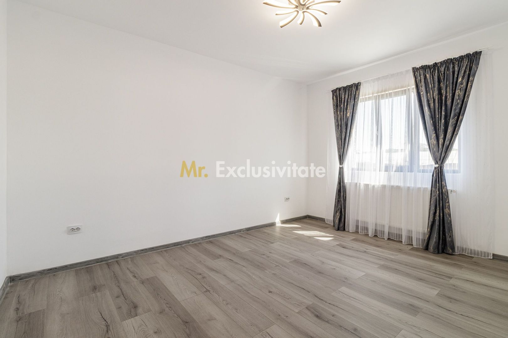 Casa la sat, constructie noua, la 20 de km de Bucuresti - Poză 12
