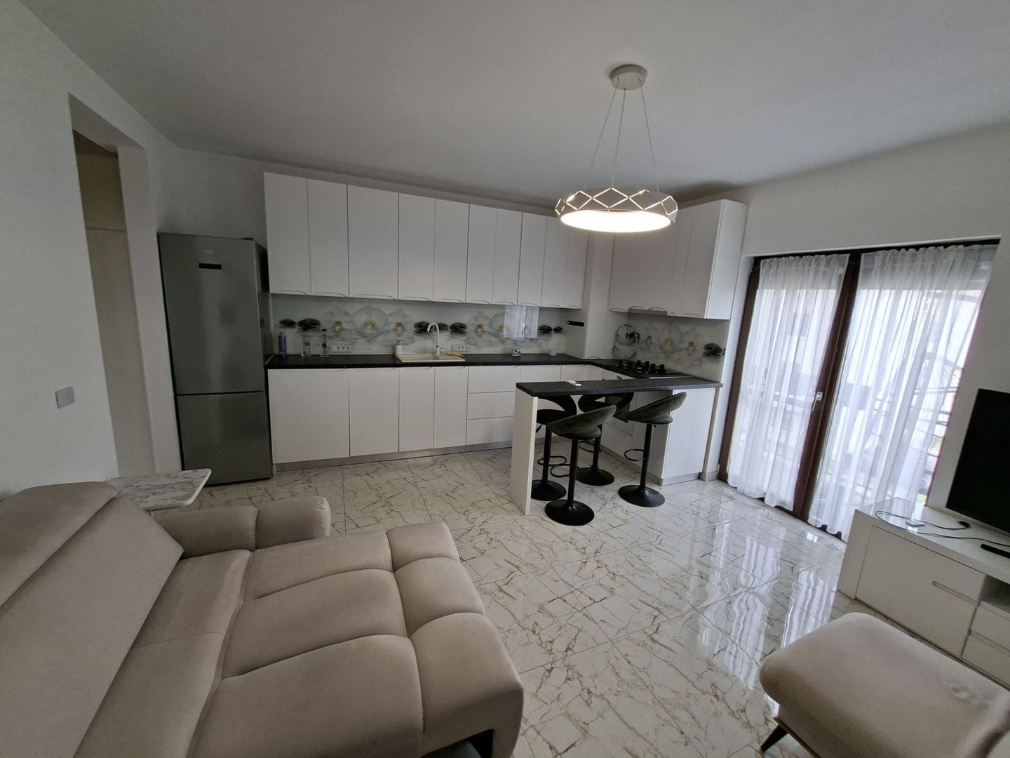 Apartament 2 camere în imobil nou la intrare în Giroc! - Poză 4