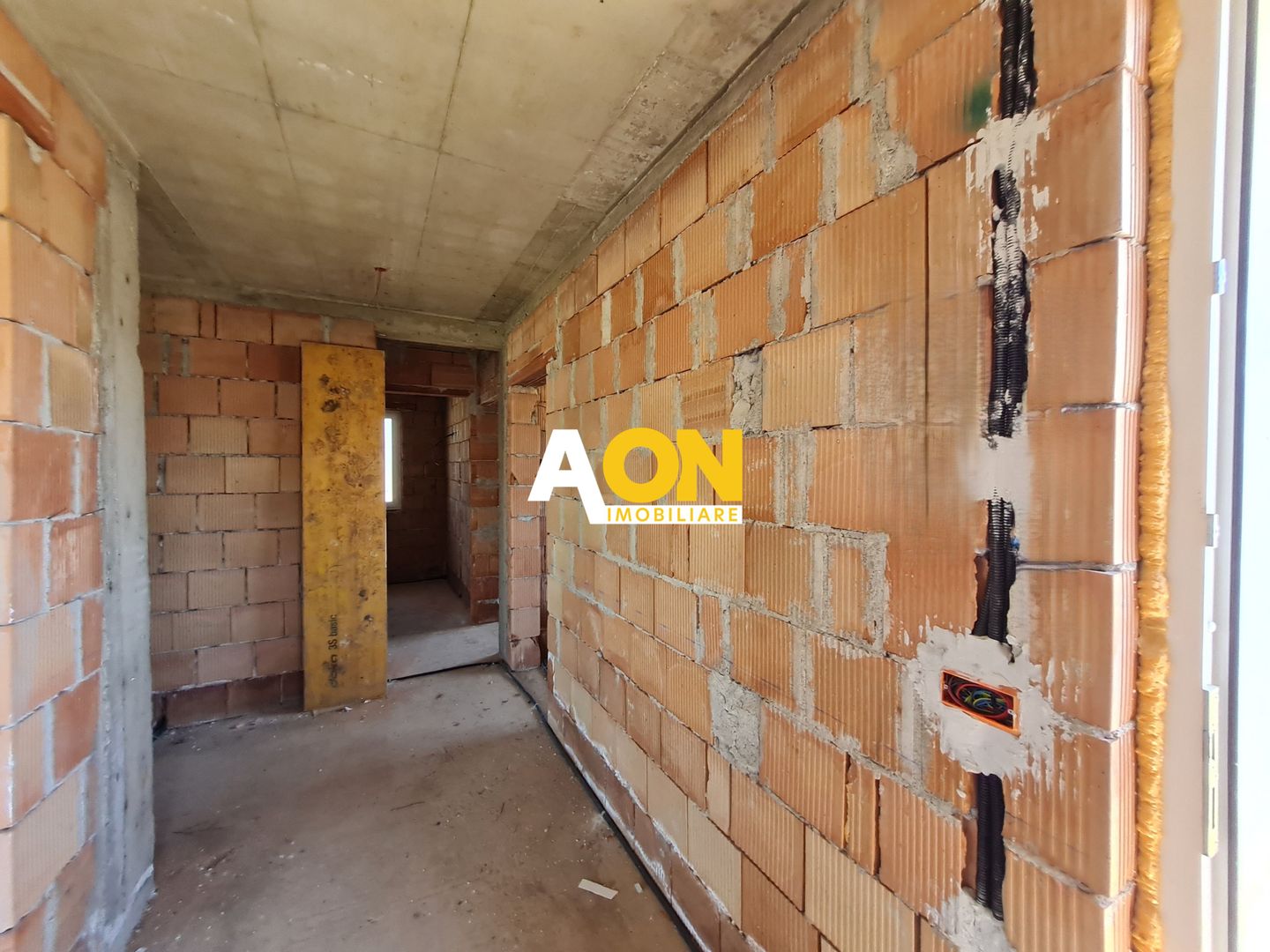 Casa 4 Camere, 130 mp, Teren 430 mp, Toate Utilitatile, Zona Micesti - Poză 7