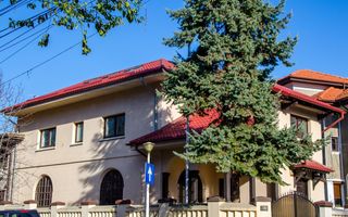 Etaj 1 plus mansarda in vila - Poză 1