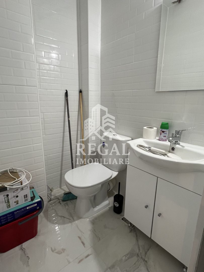 PRET NOU - Cameră de cămin cu baie proprie – Piața Obor etaj 3/4 - Poză 4