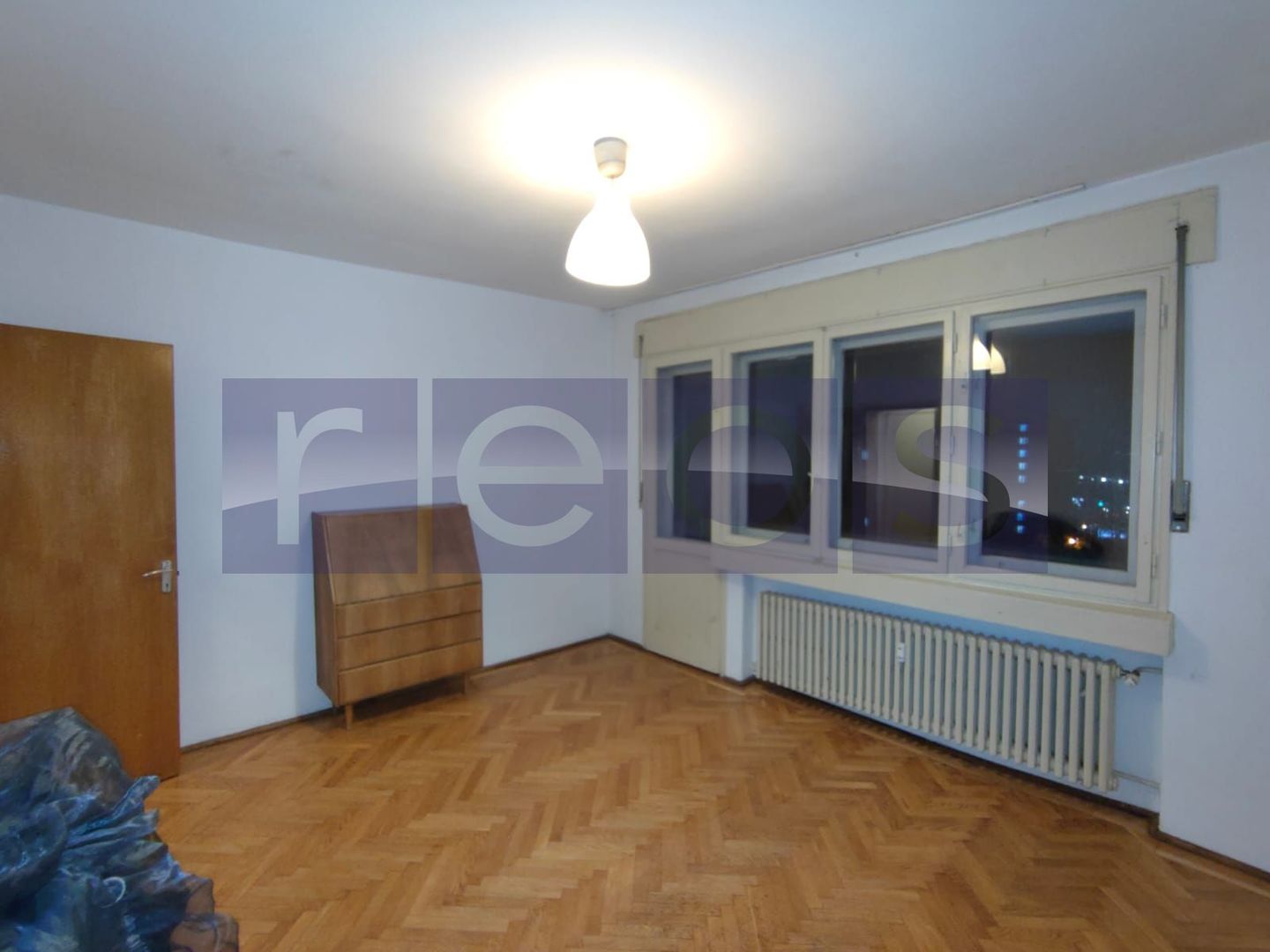 VANZARE 2 CAMERE I EXTRA SPATIOS I METROU I FAVORIT I OCAZIE RARA - Poză 1