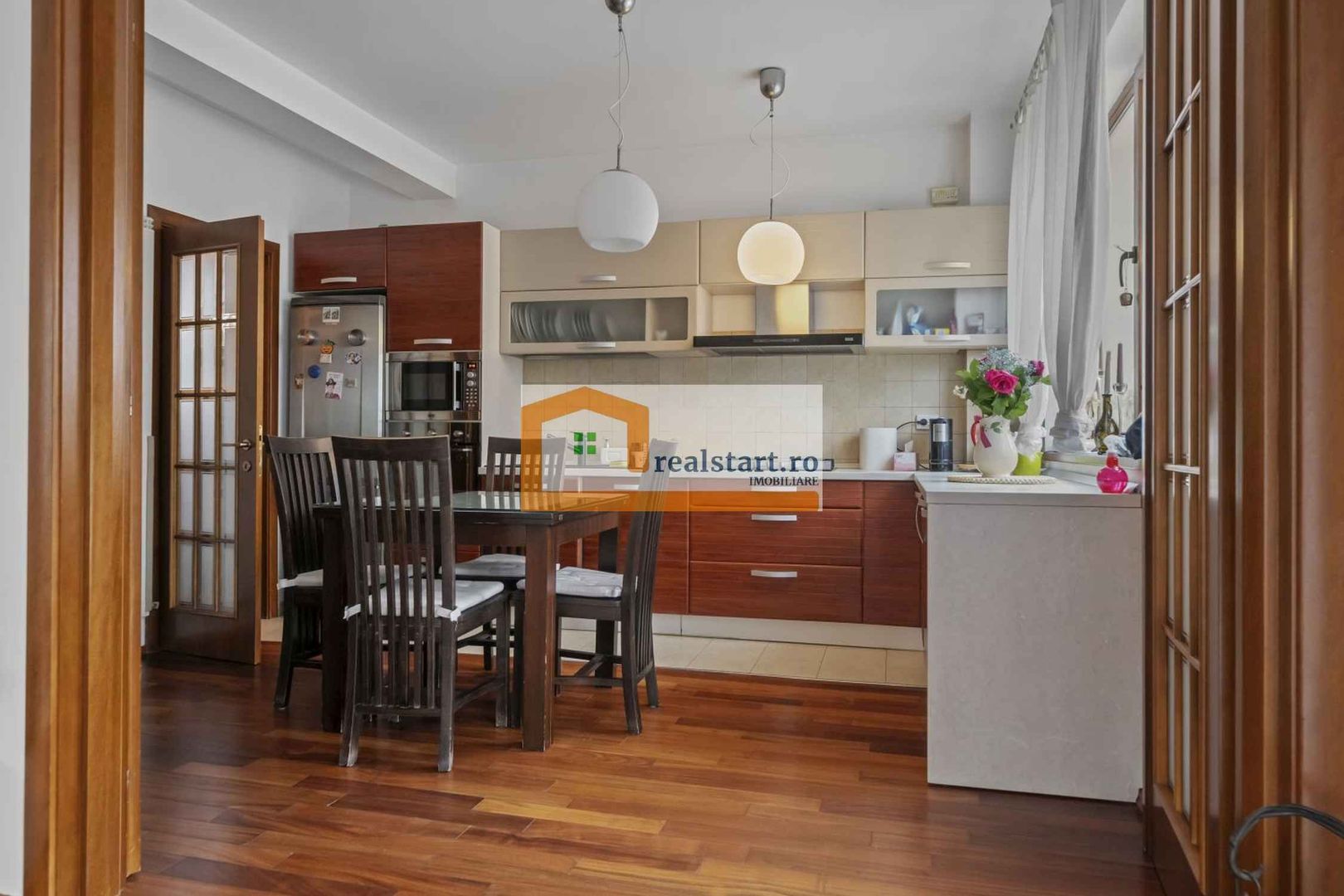 Langa Padurea Corbeanca, P+M, teren 780mp, terasa 35mp, mobilata&utilata - Poză 6