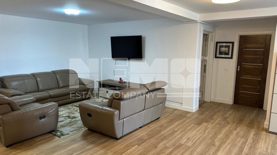 Casa 11 camere | Ipotesti, Suceava | 800 MP teren | 510.000€ - Poză 11