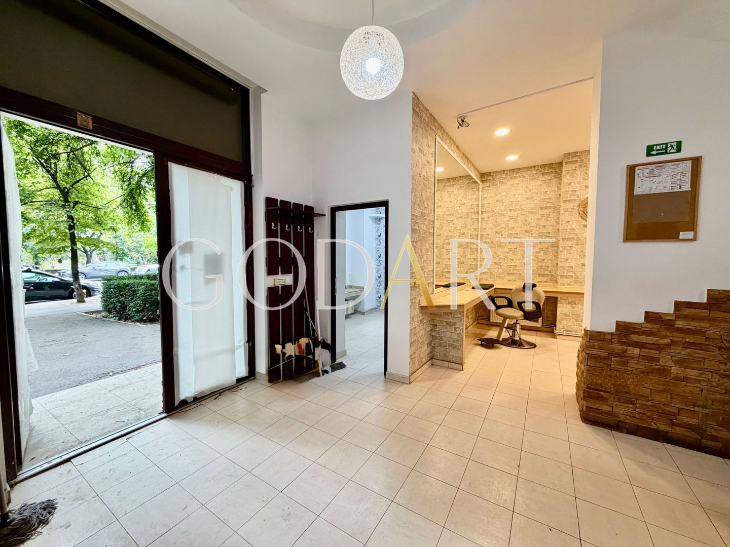 Spațiu comercial stradal | Bd. Lacul Tei | Expunere excelentă - Poză 2