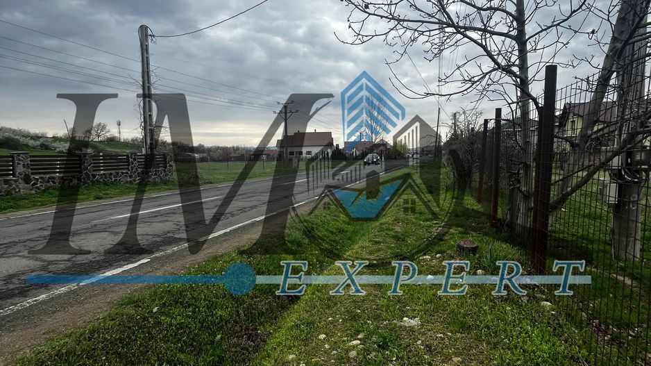 Teren intravilan de vânzare la ieșire din Petresti - Poză 2