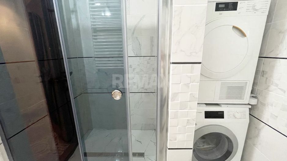 Apartament Centru! 90 m2! 2 + living! - Poză 10