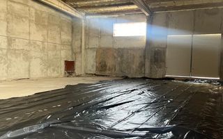 Hala 390m2 | Recent Renovata - Poză 9