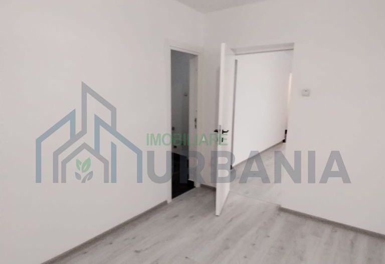 Apartament 2 camere, decomandat, etaj 1/10, Podu Roș, Iași - Poză 2