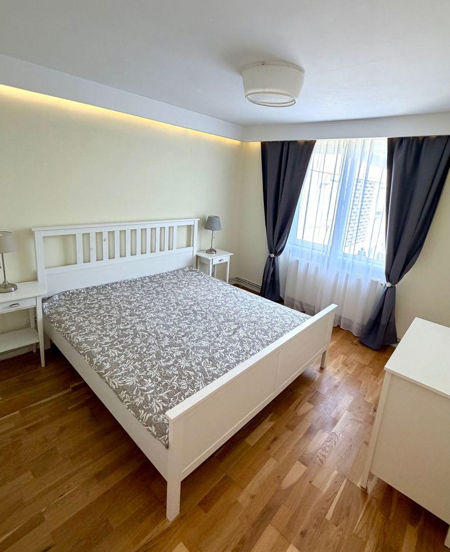 Medicina | 3  Camere  | Amenajat Modern - Poză 6