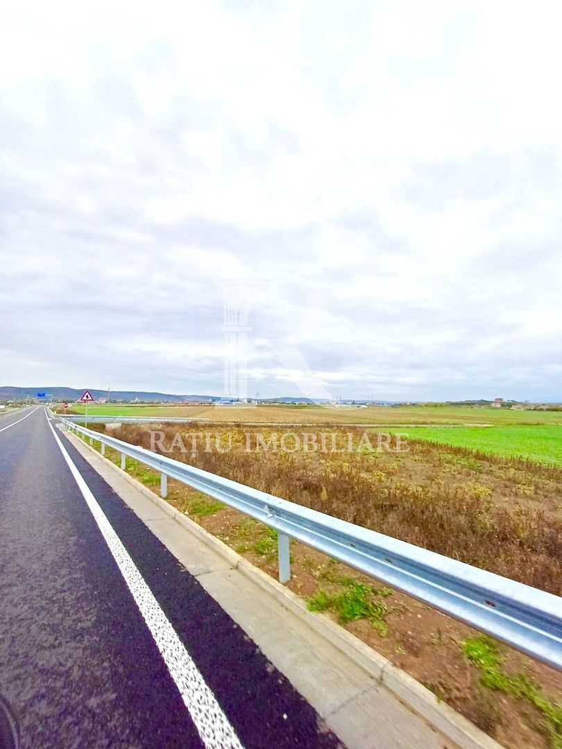 Teren Investiție | 25 €/mp | Acces Drum Metropolitan OSORHEI - Poză 3