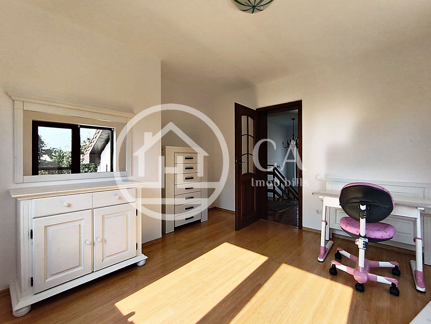 Casa de inchiriat cu 5 camere in cartier Viena, Oradea - Poză 15