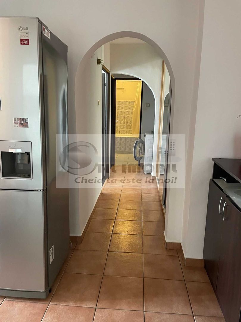 Apartament 3 camere Pacurari- 450 EURO - Poză 1