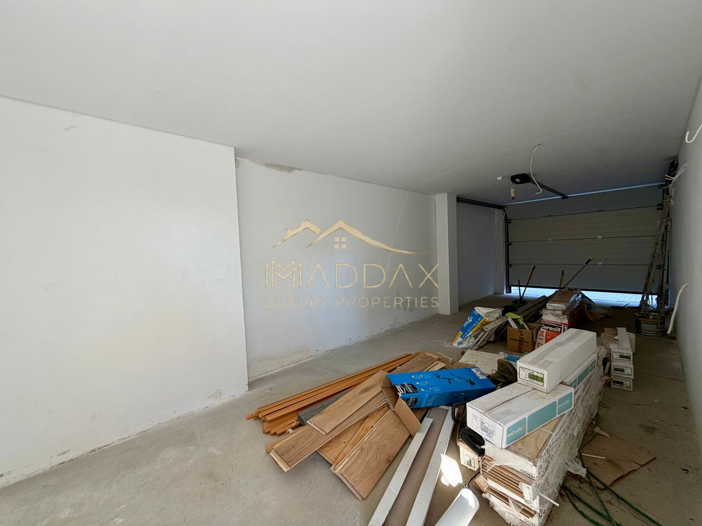 Vila Mediteraneana P+1E // 5 camere / 136 mp utili /garaj / Tunari - Poză 72