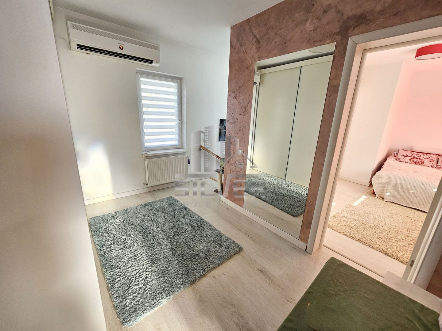 Casa tip duplex la cheie in zona linistita! - Poză 6