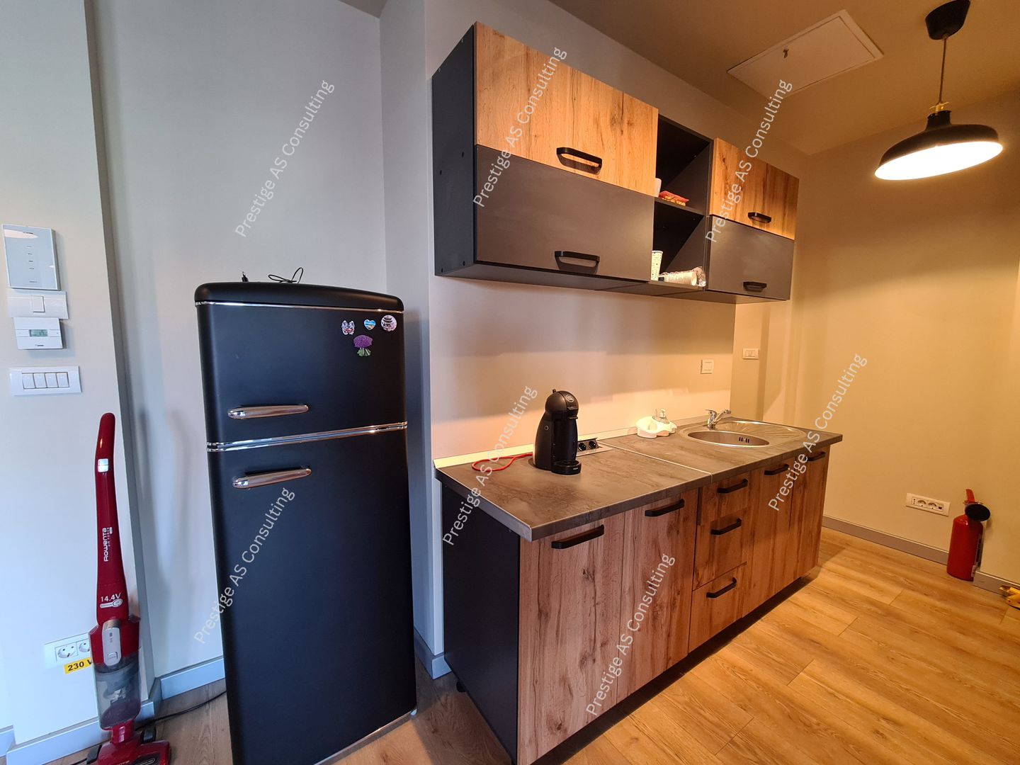 SAD - Spatiu comercial de 100 mp cu 4 locuri de parcare - Torontalului - Poză 6