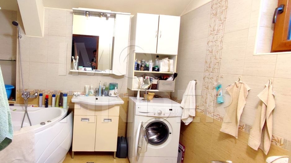 Casa cu Gradina si Parcare Subterana Cartier  EUROPA - Poză 8