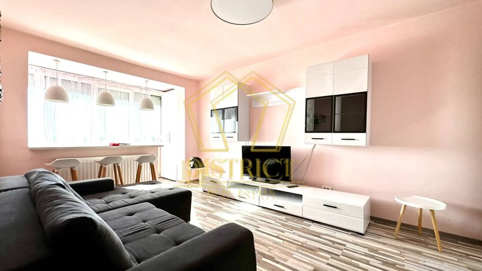 Apartament spatios cu 3 camere | Complexul Studentesc - Poză 1