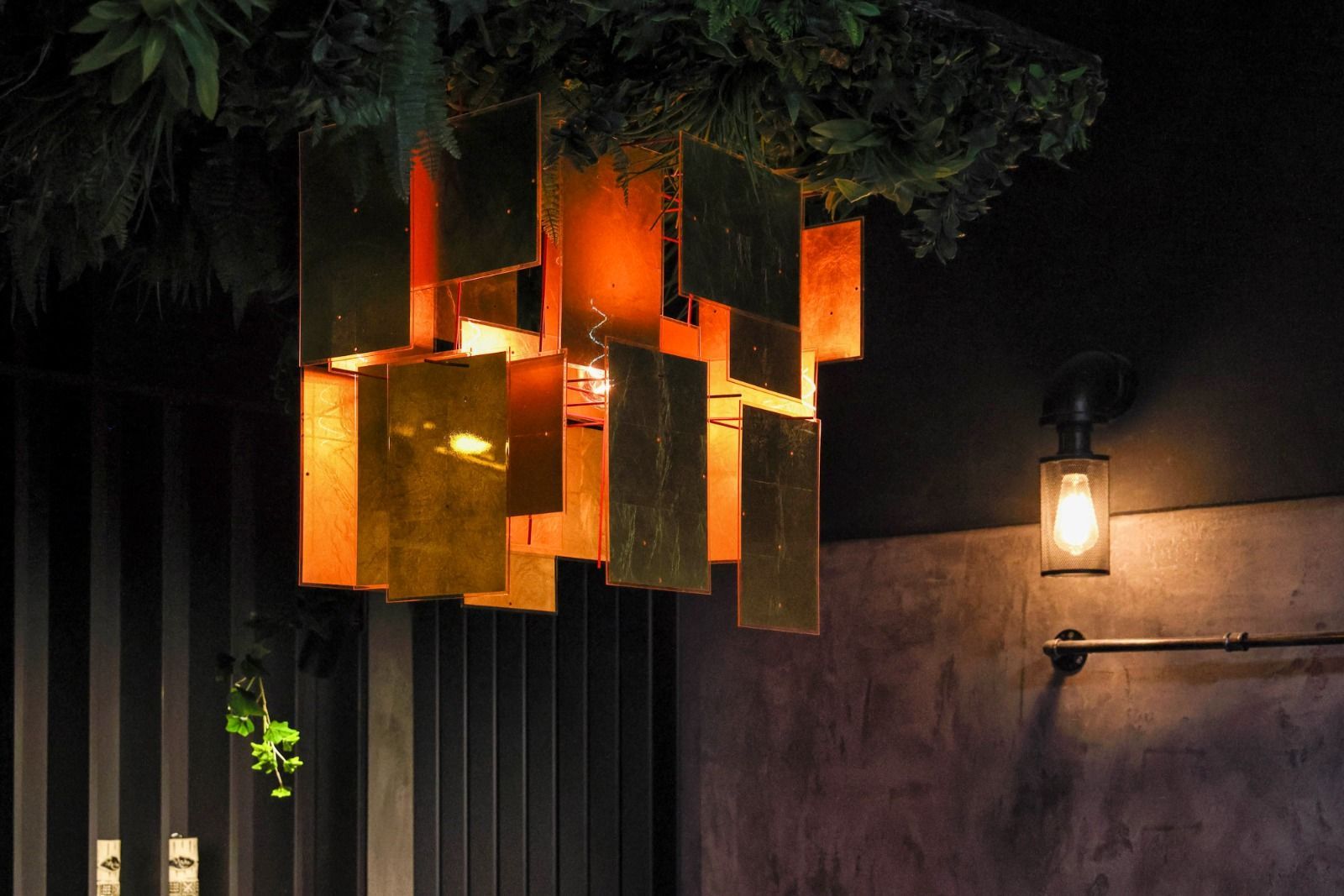 Bijuterie arhitecturală cu dotări smart in centrul Brasovului - Poză 9