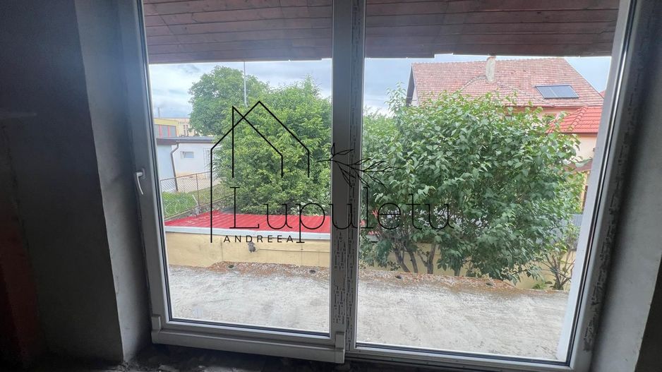 Casă de Vanzare | 200 MPU | Teren 305 MPU | Ultracentral - Poză 45