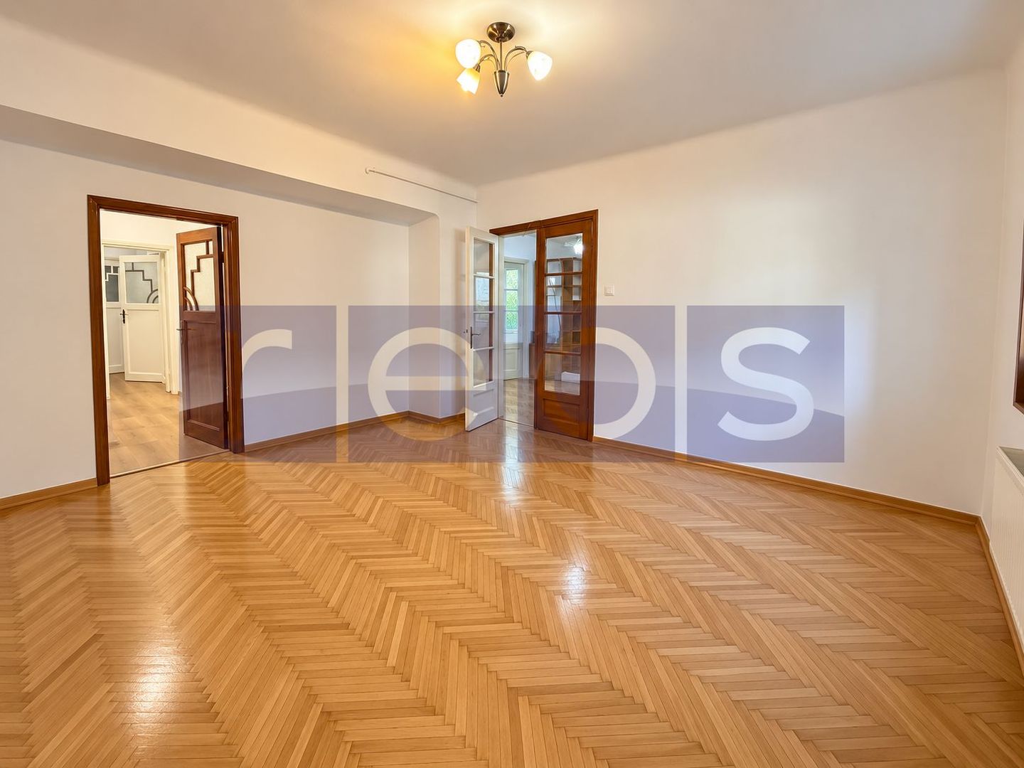 SPATIU DE INCHIRIAT | 100 MP | VILA INTERBELICA | DOROBANTI | CURTE PRIVATA - Poză 4