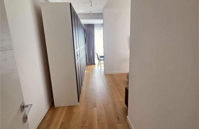 Penthouse 4 camere LUX, vedere parc Cazzavillan, 2 locuri parcare - Poză 14