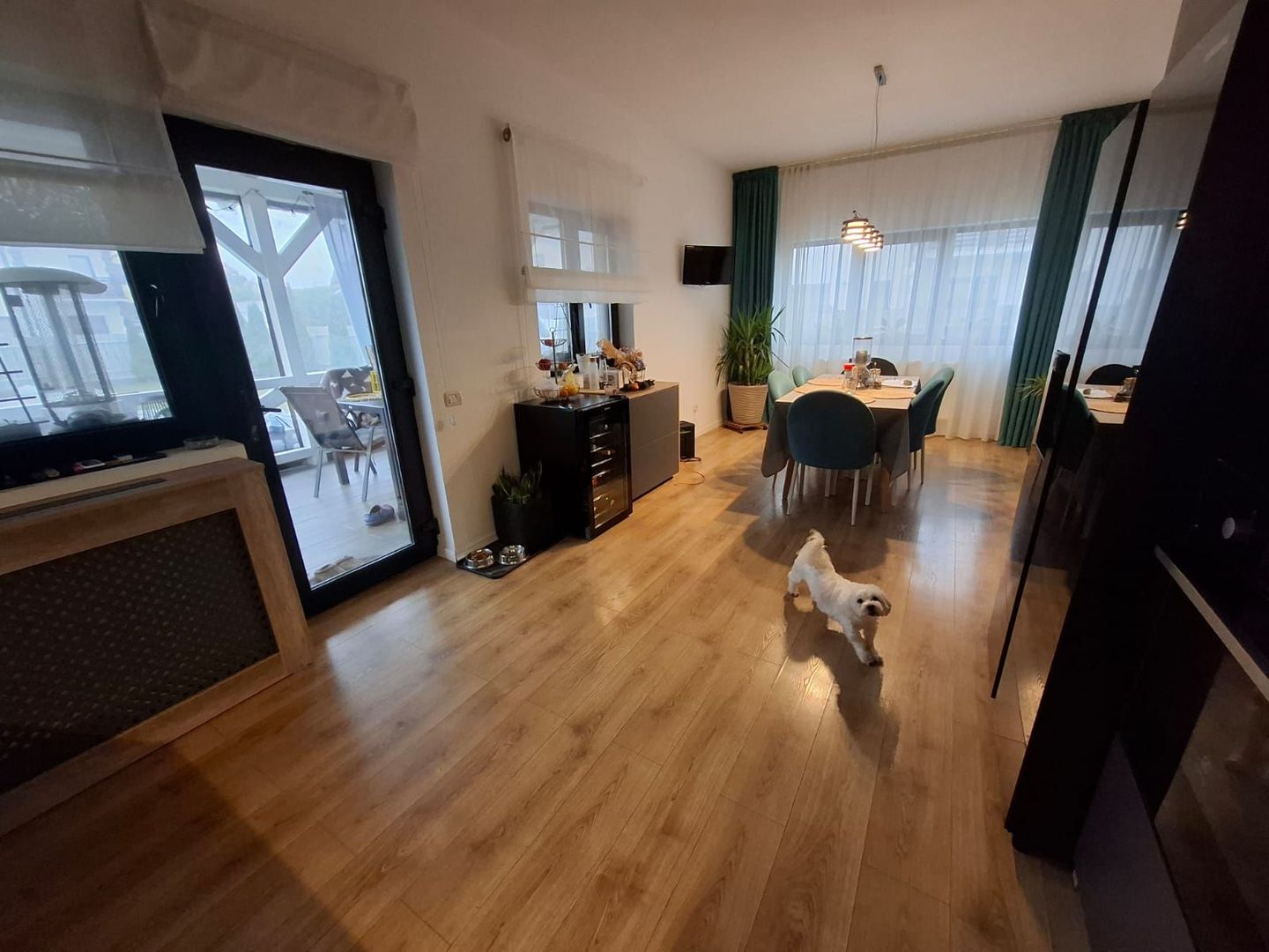 Casa in cartier exclusivist - Poză 14