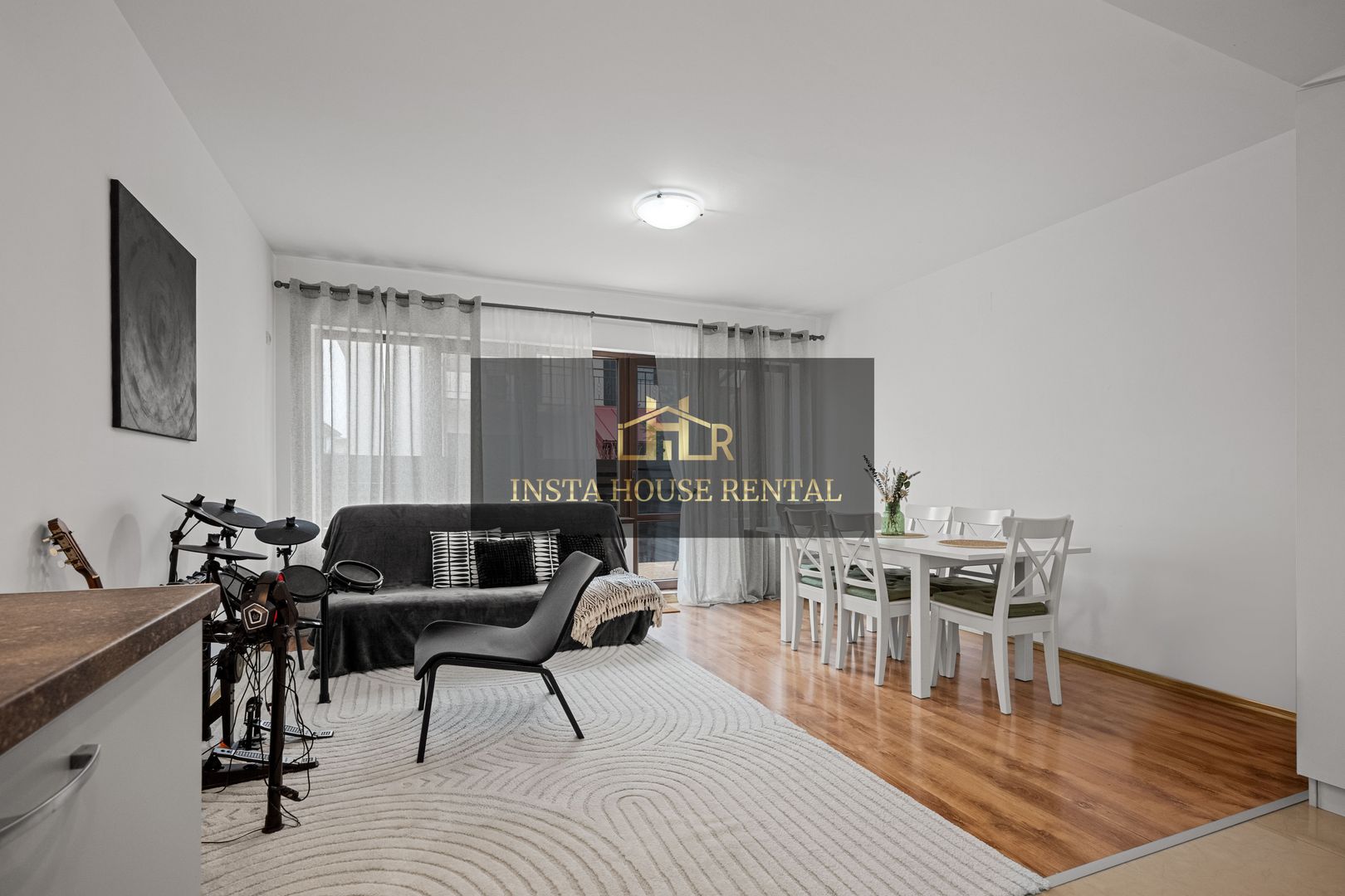 Casa 3 camere cu gradina /  23 August - Poză 4