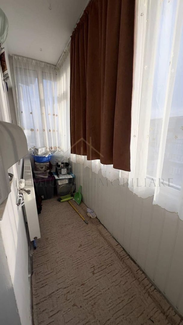 Apartament 3 Camere - Decomandat - Zona de jos - Poză 12