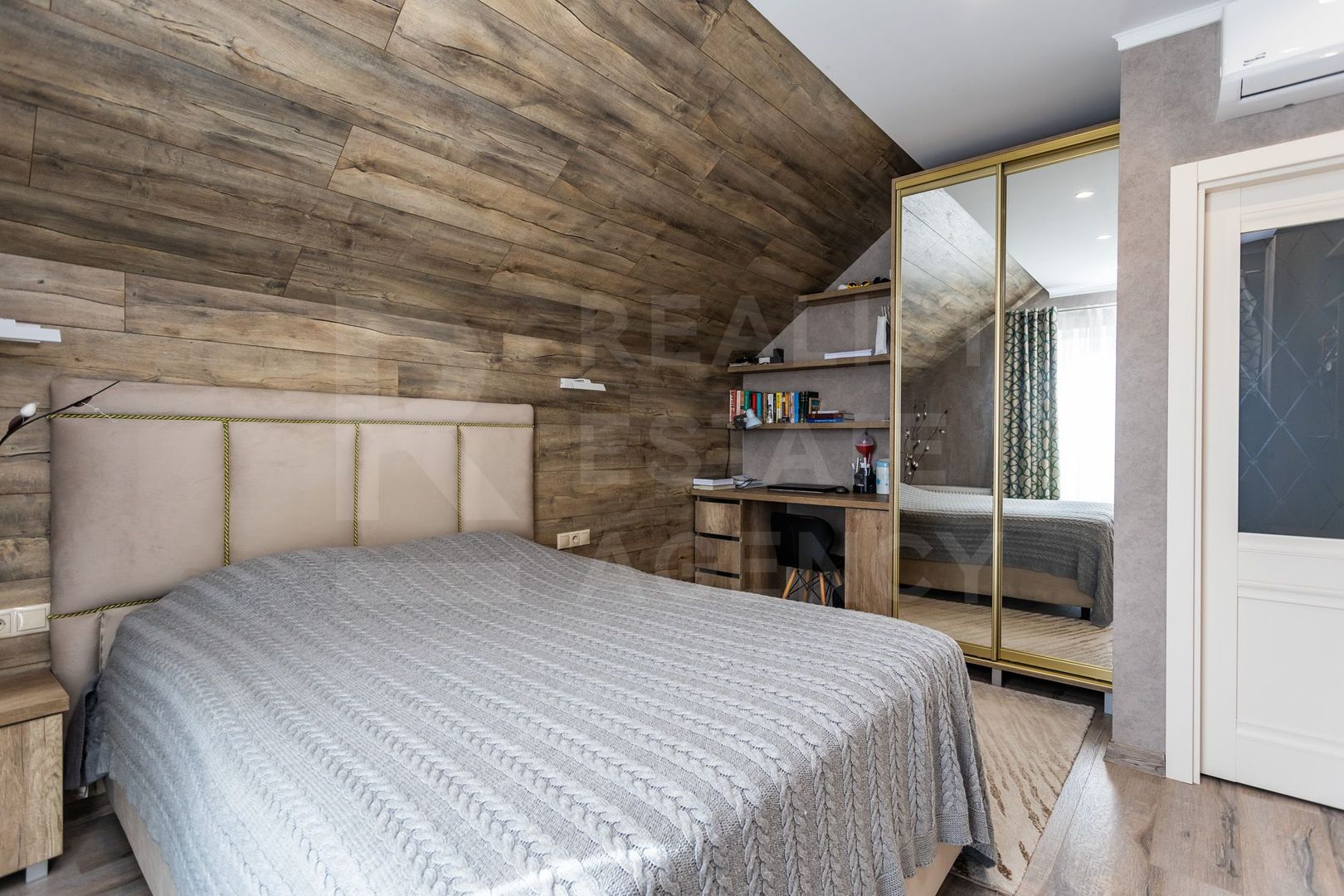 Vânzare, casă, 2 nivele, 230 mp+2,3 ari, str. Independenței, Bubuieci - Poză 48