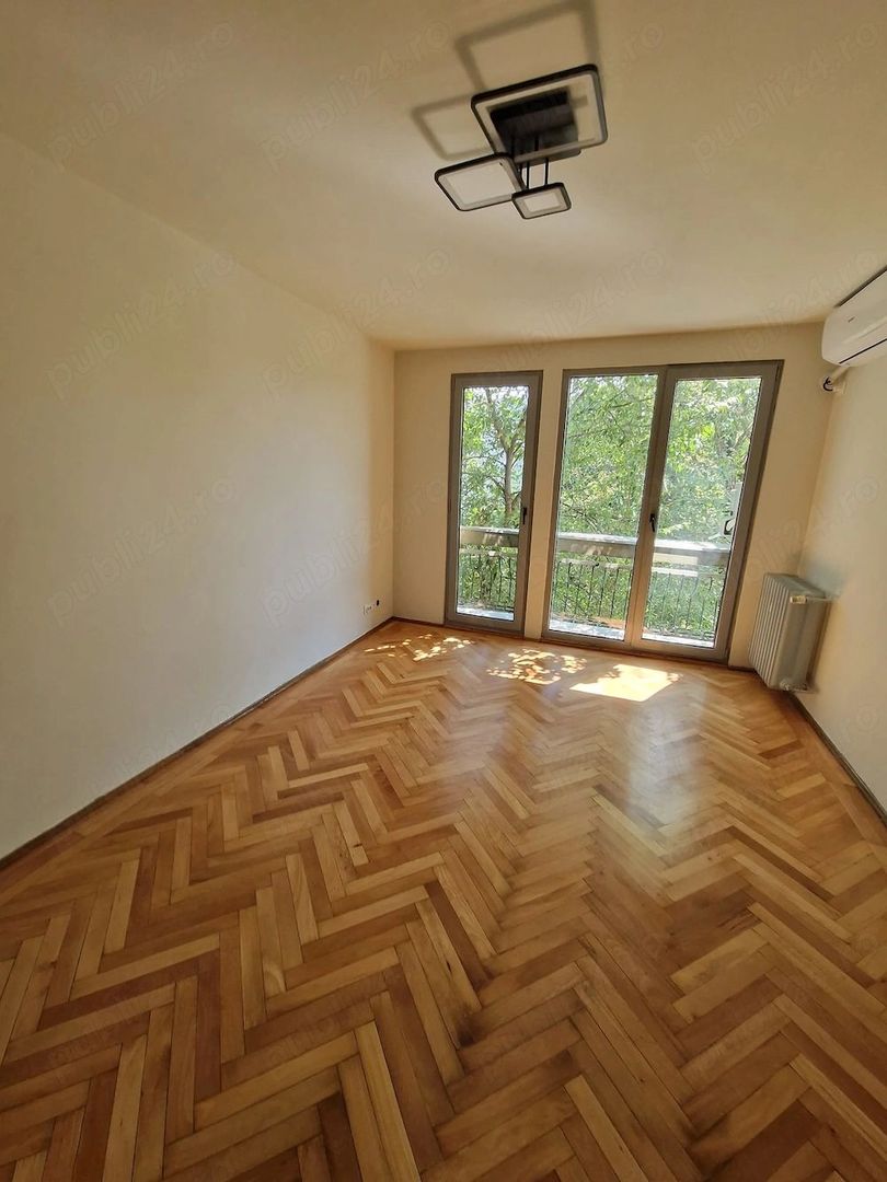 🔑 Vanzare apartament 3 camere – Zona Titan / Piața Miniș - Poză 2