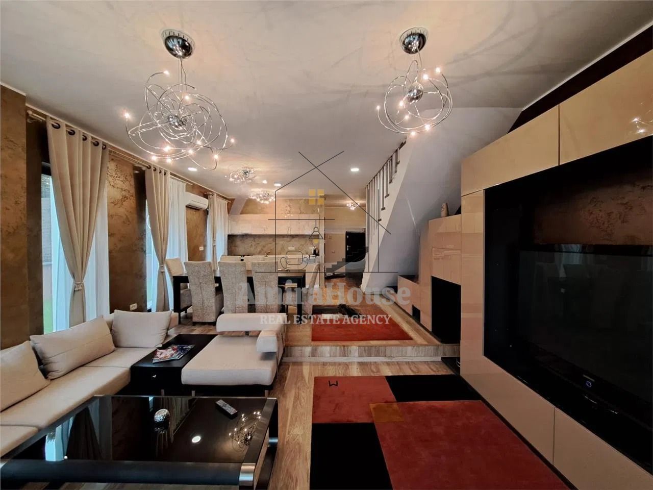 Casa tip duplex, 170 mp utili, 250 mp teren, finisata, mobilata, zona E.Ionesco - Poză 4