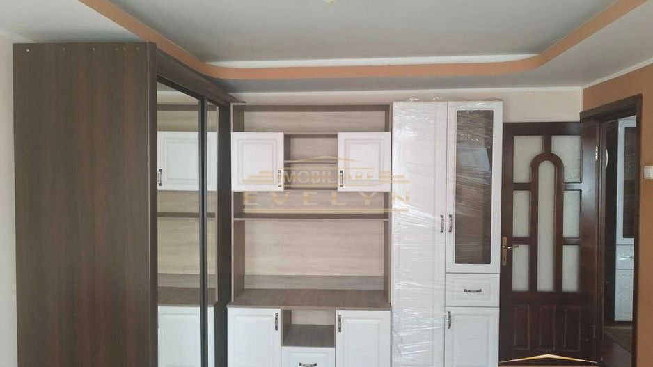 Apartament 2 camere de vanzare, zona Grivita, pret 60000 euro ! - Poză 1