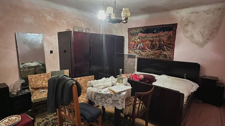 Casa cu teren de 331 mp Velenta - Poză 5