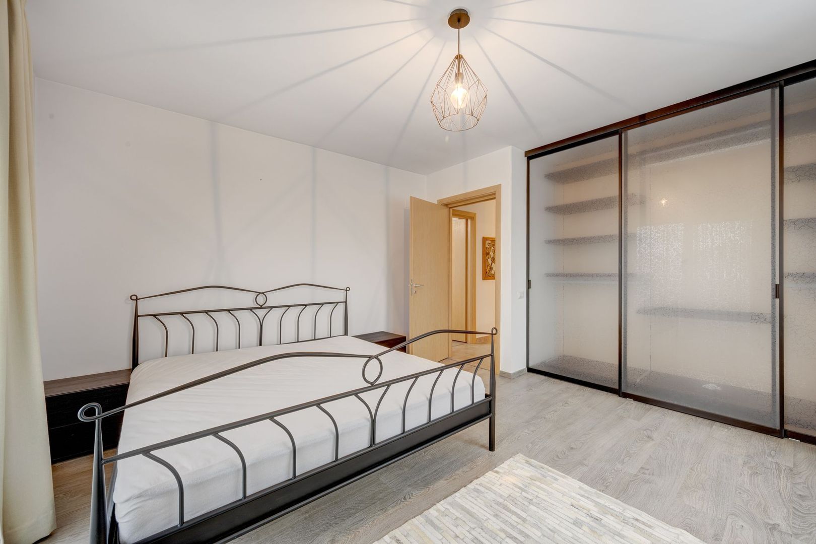 Vila de vanzare in Otopeni-central, zona linistita-Comision 0% - Poză 11